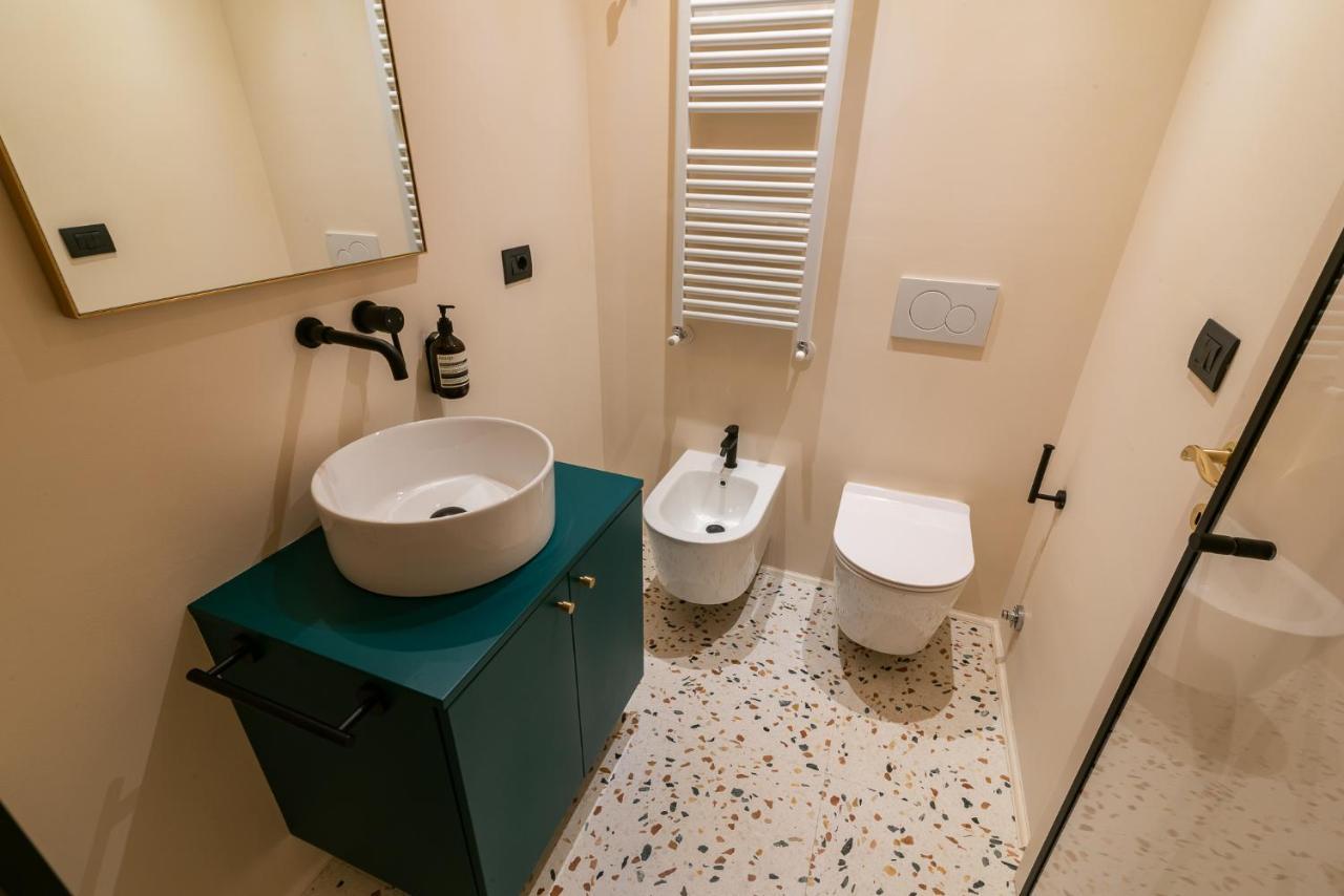 Youhosty - Borgonuovo 4 Milano Exterior foto